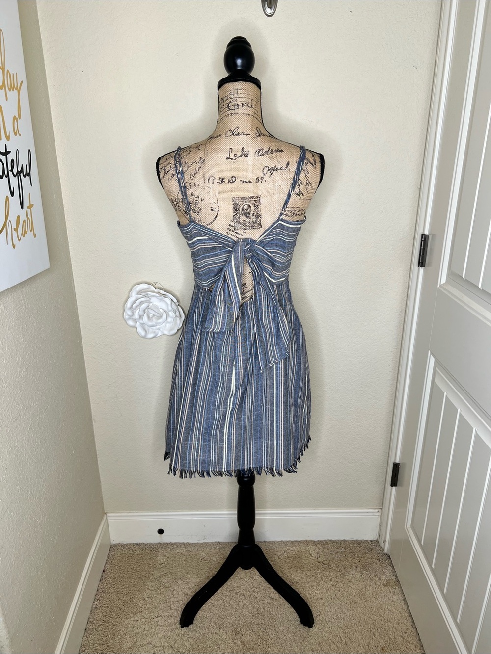 NTM: American Threads Blue Striped Tie Back Mini Dress Open Back Size Large - Picture 9 of 15